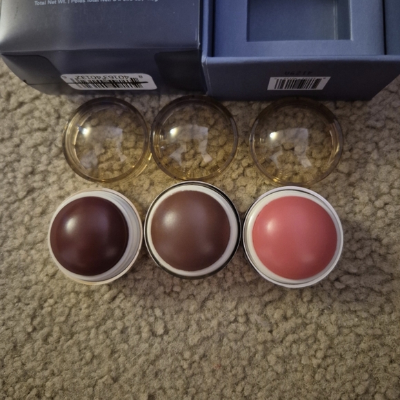 MERIT Mini Flush Balm Blush Trio Limited Edition Holiday 2025 - Picture 3 of 7